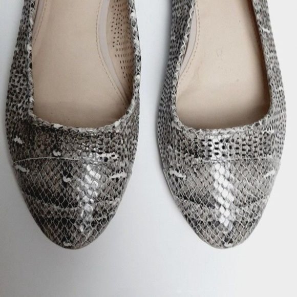 VINCE CAMUTO Lemel Snake Print Leather Ballet Flats Sz 7.5 M - Picture 5 of 11